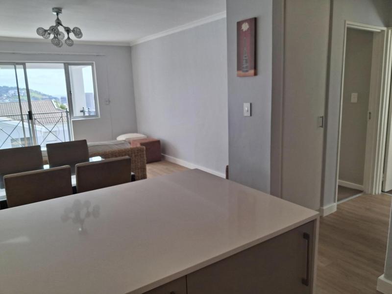 To Let 2 Bedroom Property for Rent in Vredehoek Western Cape